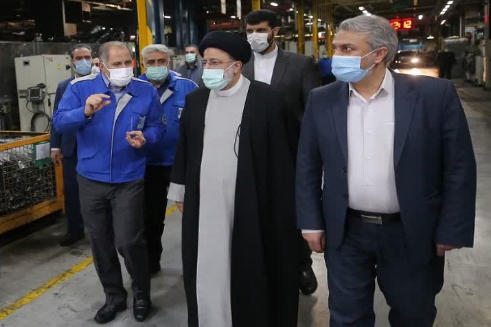 کاهش خودروهای ناقص ایران خودرو به میزان تولید دو هفته تا پایان تعطیلات نوروز